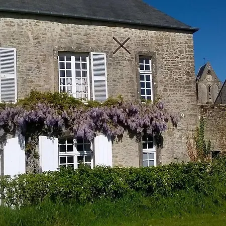 Сasa de vacaciones Captivating 5-bed House In Fontenay-sur-Mer