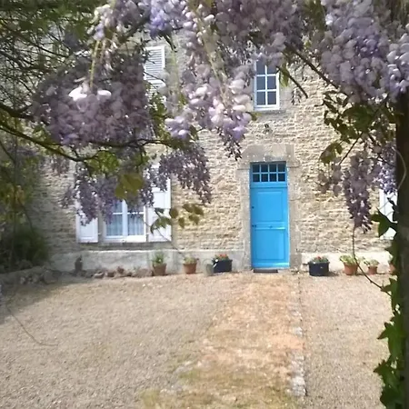 Сasa de vacaciones Captivating 5-bed House In *
